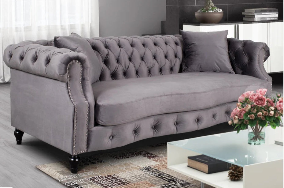 3 seater chesterfield in emerald green